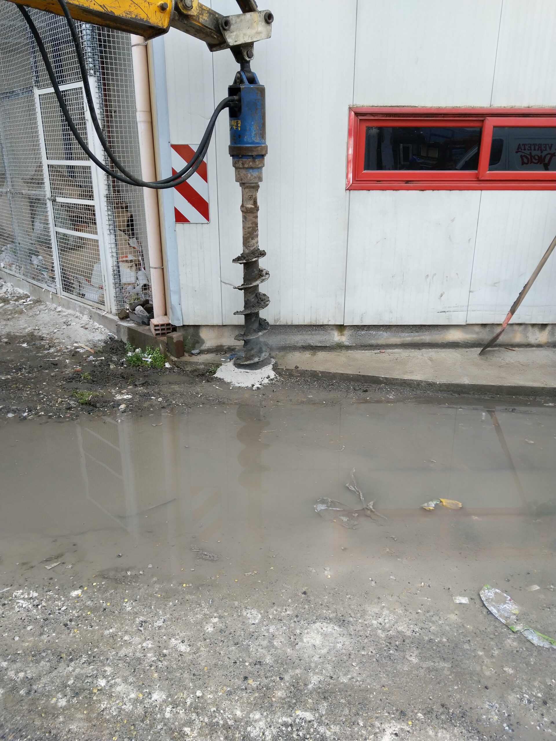 Ndërtimi i rrjetit të TU me kabllo ABC në Elbasan-Cërrik